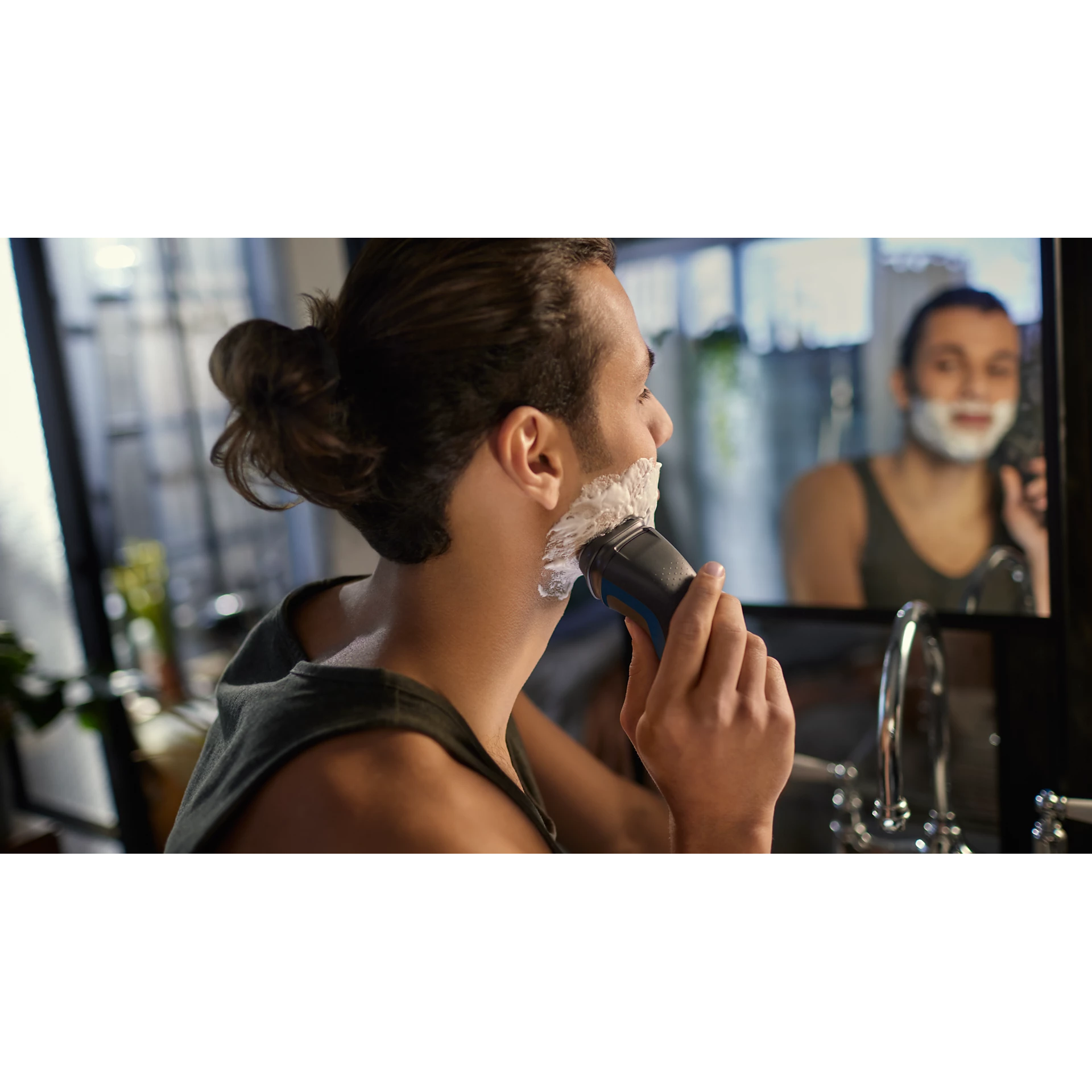 Philips Shaver 1000 Series Wet & Dry Electric Shaver S1151/00