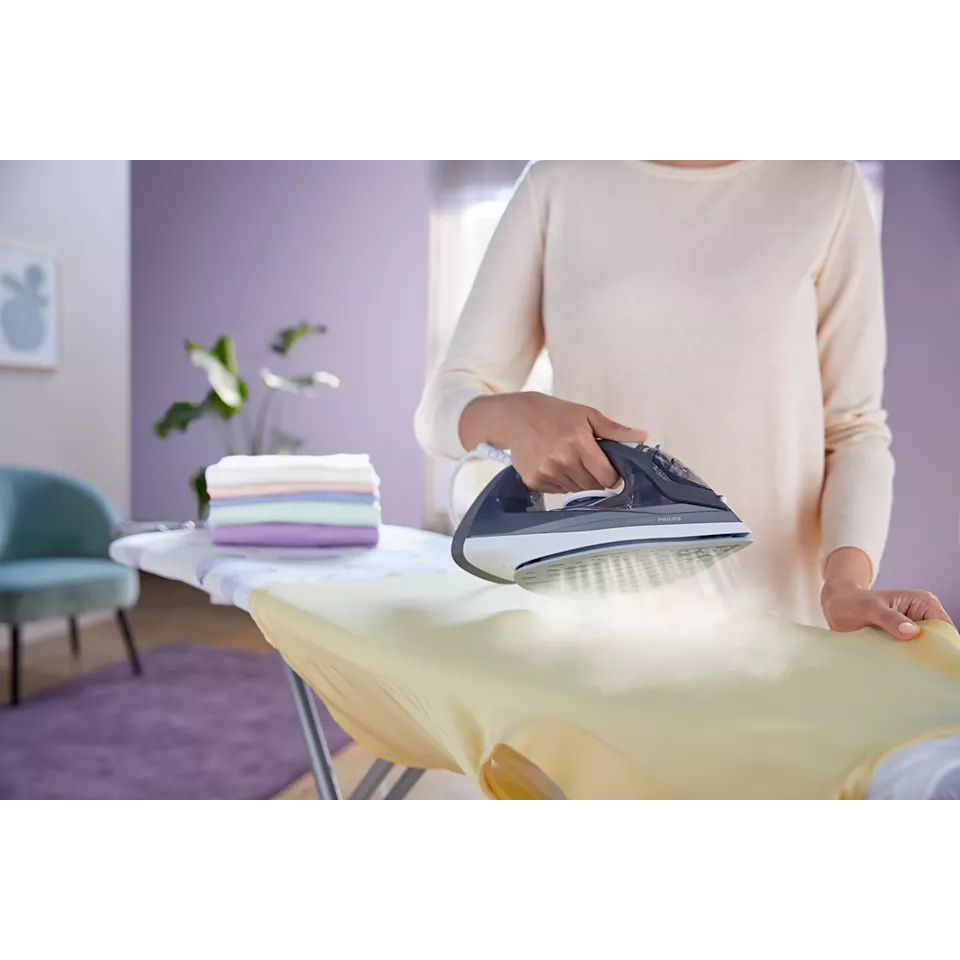 Philips EasySpeed Steam iron GC1752/36