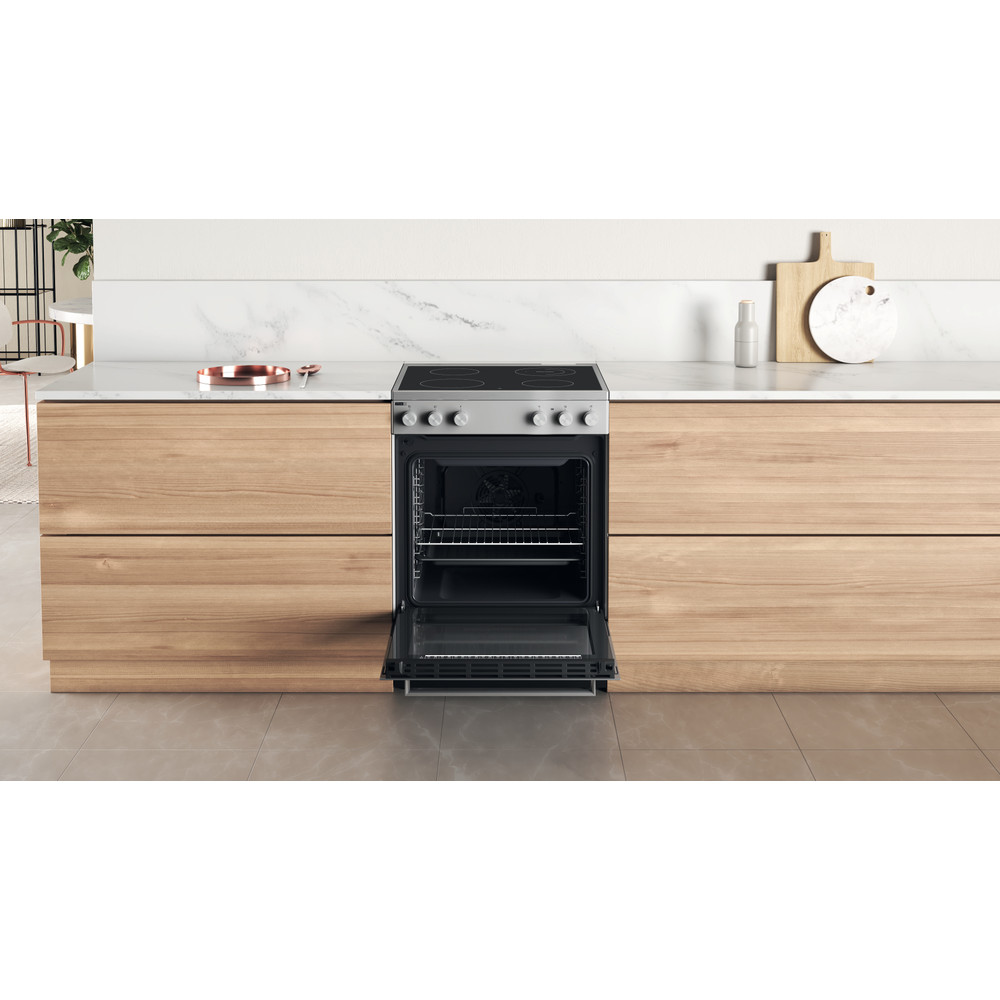 Whirlpool electric freestanding cooker: 60cm - WS68V8KHX/MEA